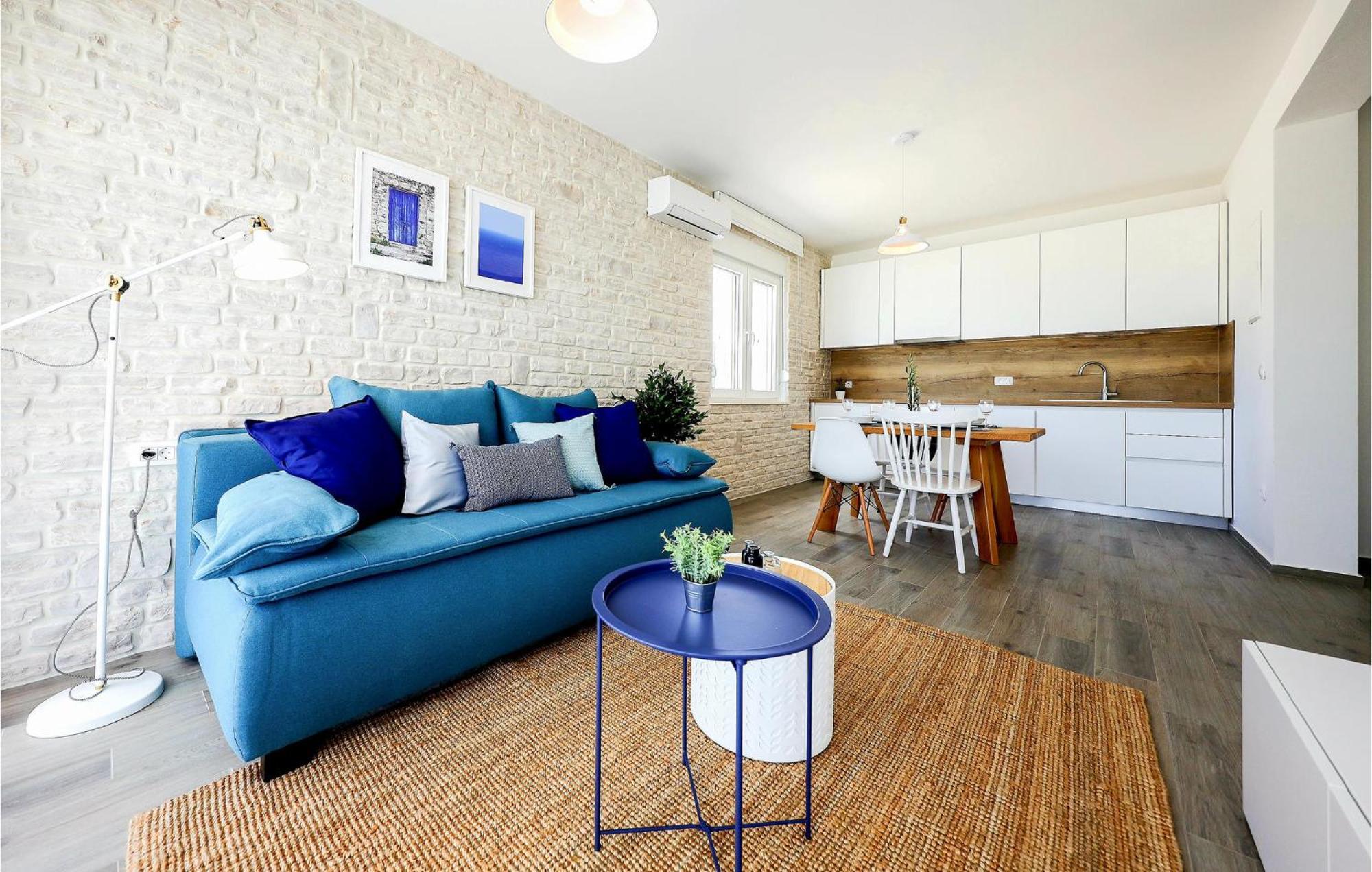 Stunning Home In Vrsi With Kitchen Zewnętrze zdjęcie