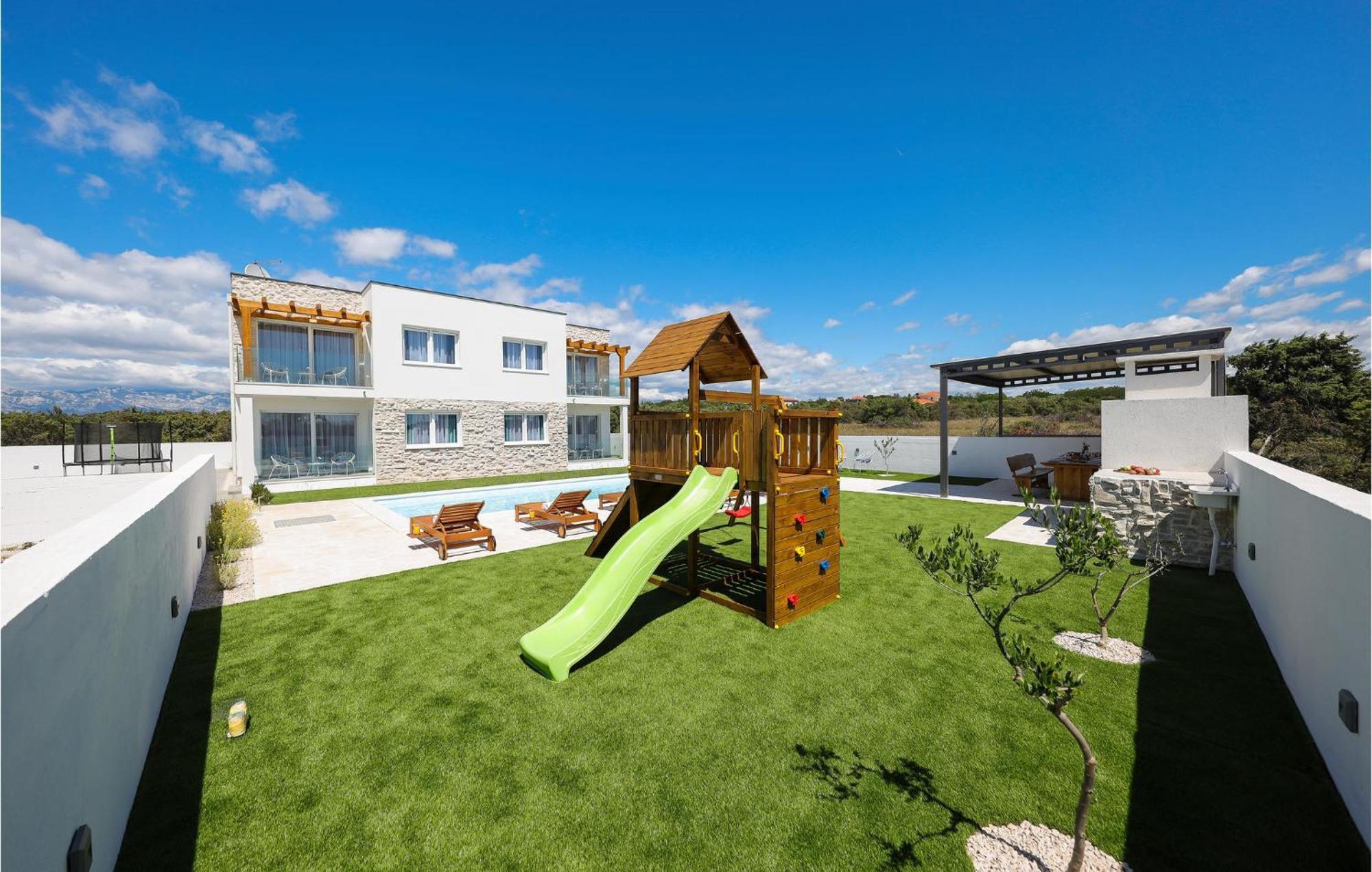 Stunning Home In Vrsi With Kitchen Zewnętrze zdjęcie